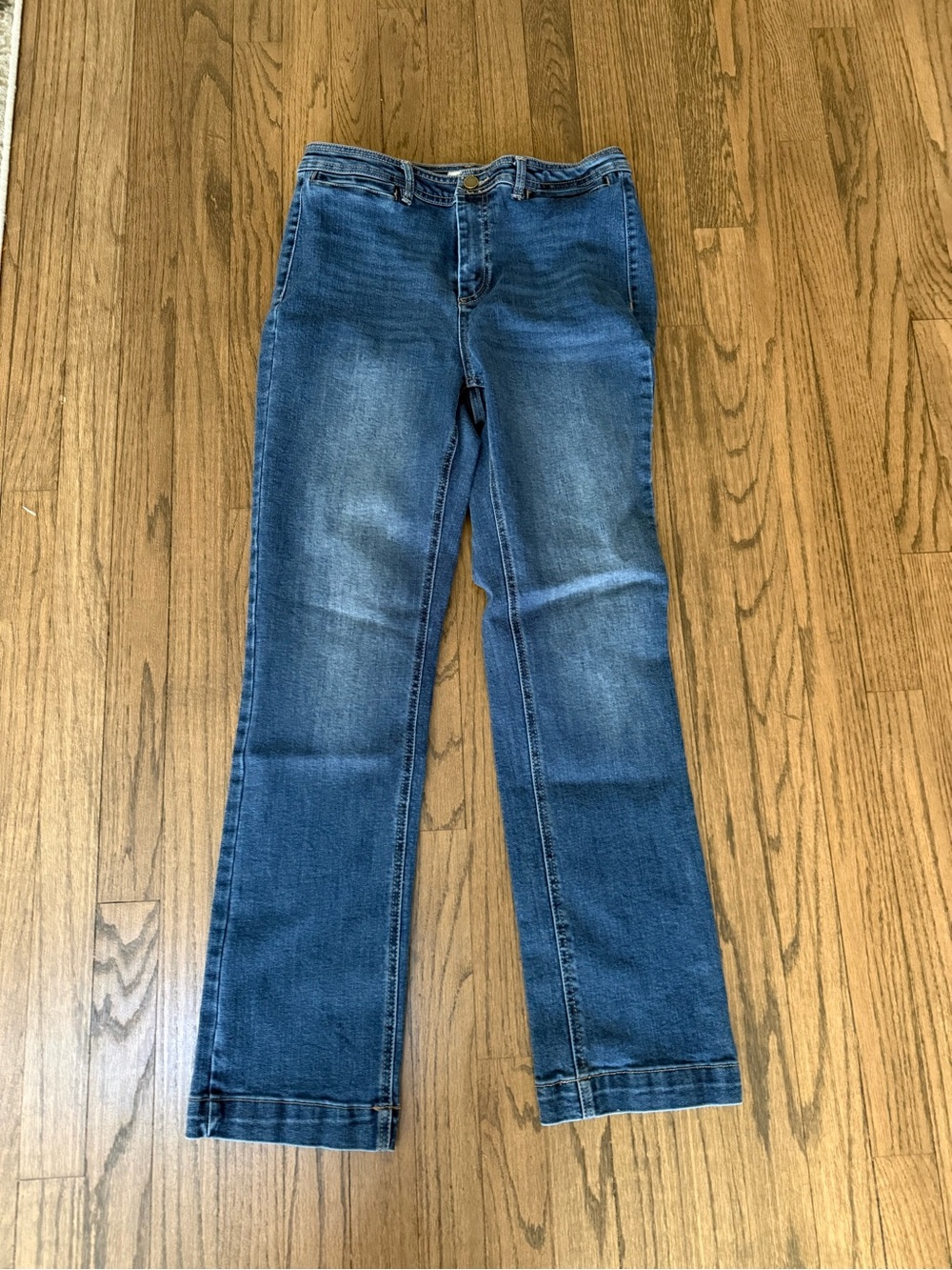 Classic OAT High Waisted Women's Straight-Leg Blue Jeans